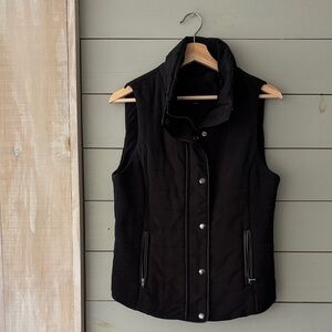 Just Jeans Black Quilted Puffer Vest – Size Small